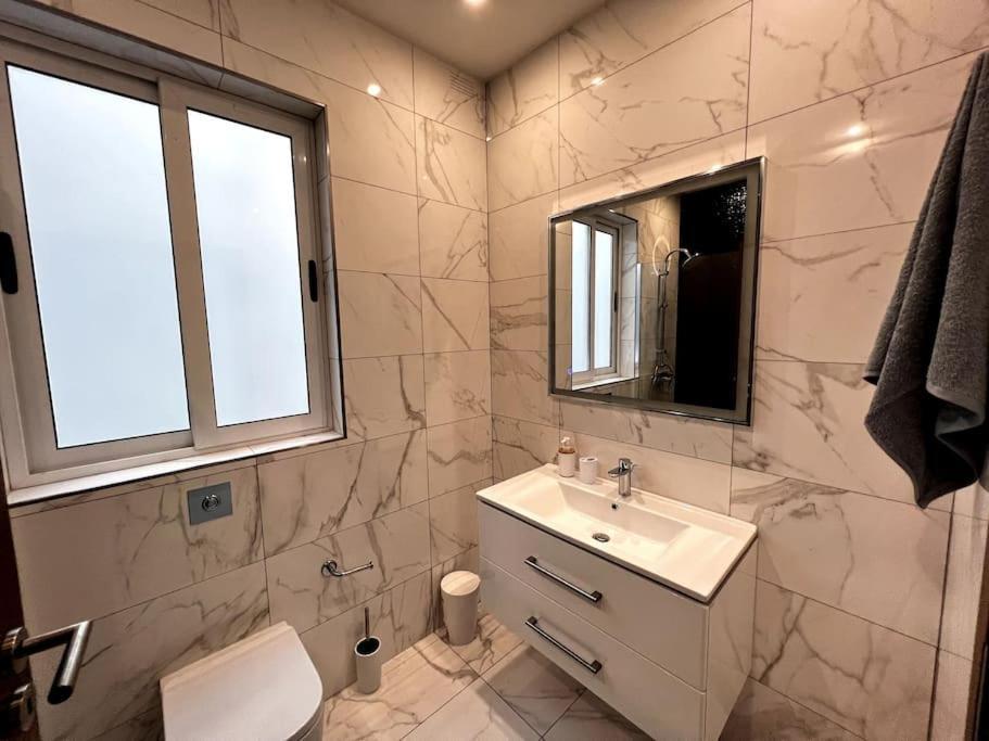 Viewline Seaview Modern 3 Bedroom Apartment มาร์ซาชล็อก ภายนอก รูปภาพ